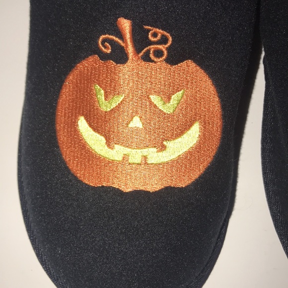 NWT Dearfoams Plush Halloween Scuffs - Picture 2 of 8